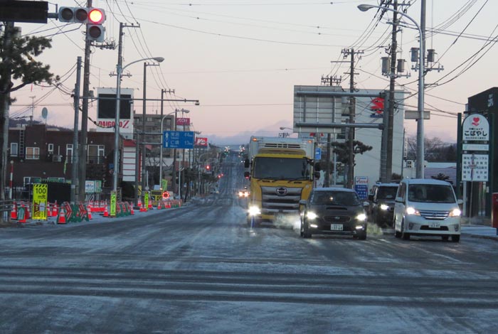 webnews今朝の北見/交差点から奥は常呂方面