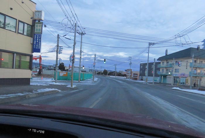 webnews今朝の北見/無加川橋を渡り南大通り交差点方向