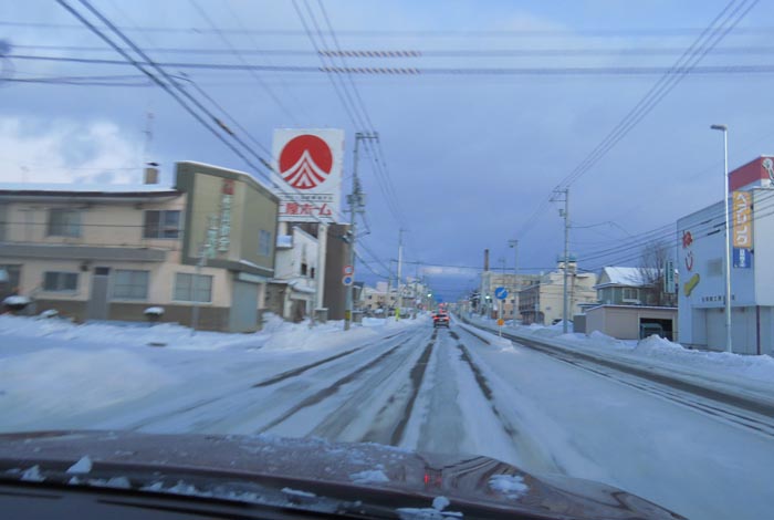 webnews今朝の北見/とん田通り、南大通り交差点から国道39号方向