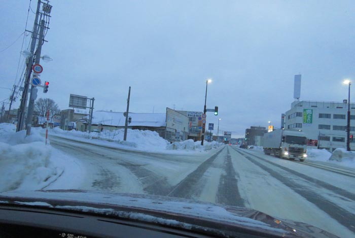 webnews�����̖k���^�����_����k�S��ʂ葤�̃p���X�r������